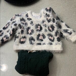 GAP Fuzzy Leopard Print Sweatshirt - Pink, Black, White